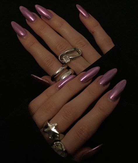 Bright Chrome Nails, Nails 2023 Chrome, Pink Mirror Nails, Chrome Gel X Nails, Colorful Chrome Nails, Chrome Nails Pink, Minimal Nails, Soft Nails, Metallic Nails