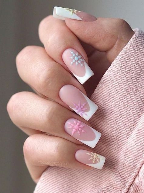 17 Medium Winter Nail Ideas for 2023-2024 - thepinkgoose.com Snowflake Nail Design, Snowflake Nail, Snowflake Nail Art, Red Christmas Nails, Winter Nails Acrylic, Christmas Nails Easy, Christmas Gel Nails, Snowflake Nails, Christmas Nails Acrylic