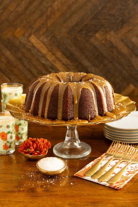 Sweet Potato Bundt Cake Recipe, Pound Cake Icing, Sweet Potato Dessert Recipes, Salted Caramel Icing, Sweet Potato Pound Cake, Sweet Potato Dessert, Sweet Potato Cheesecake, Raw Sweet Potato, Caramel Cake Recipe