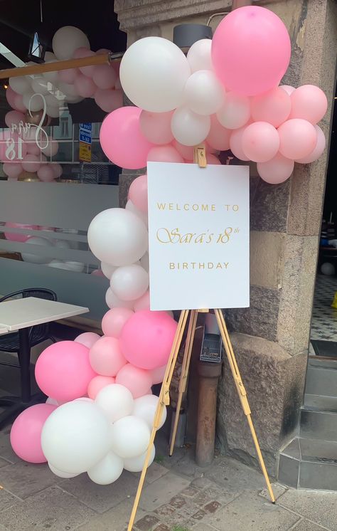 Gold And White Graduation Party, White Graduation Party, Pink Birthday Theme, 18th Party Ideas, Pink Graduation Party, Pink Birthday Decorations, Sweet 16 Party Decorations, Pink Party Theme, 18th Birthday Party Themes