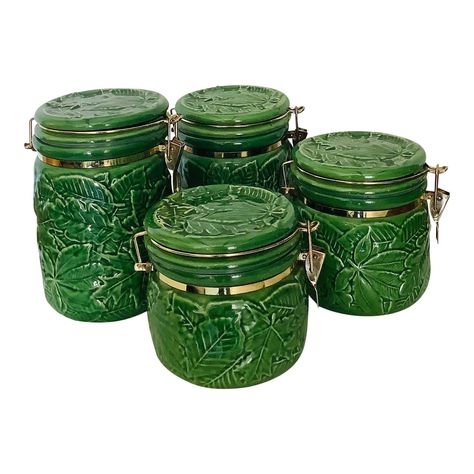 Andrea by Sadek Green Vintage Kitchen Storage Jars - Set of 4 Cottage Core Kitchen Decor, Hobbit Kitchen, Green Vintage Kitchen, Golden Beetle, Kitchen Cottagecore, Trailer Inspiration, Vintage Kitchen Storage, Kitchen Storage Jars, Flat Kitchen