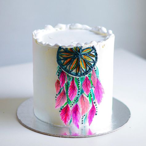 Dream Catcher Cake, Nara, Birthday Cakes, Cake Desserts, Whipped Cream, Birthday Party Themes, Birthday Ideas, Pocahontas, Dream Catcher