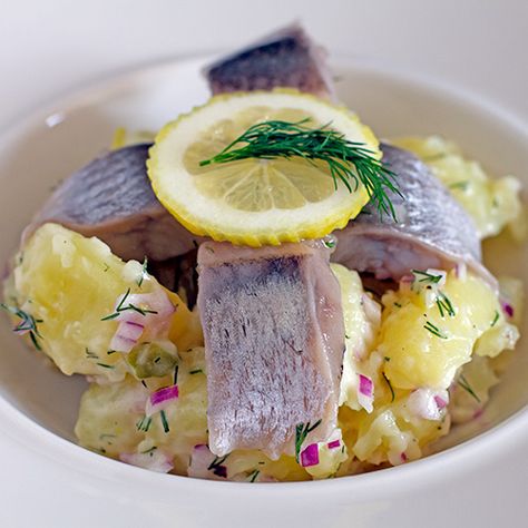 Pickled Herring Recipe, Herring Recipes, Pickled Herring, Endive Salad, Aleppo Pepper, Foods Recipes, Potatoe Salad Recipe, Vegan Condiments, Fish And Seafood