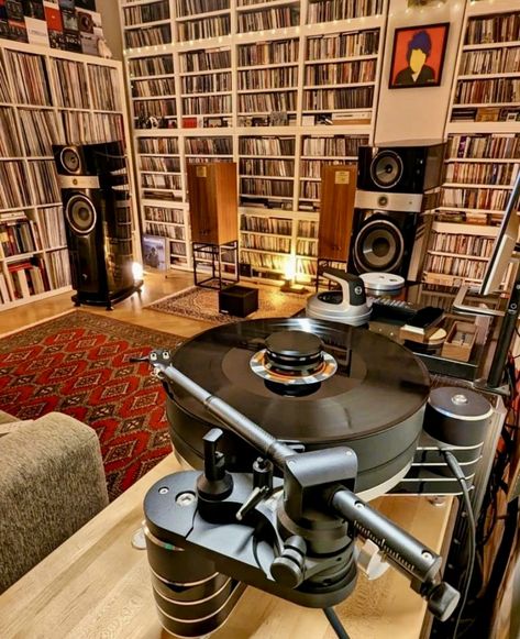 Game Room Ideas Man Caves, Vinyl Record Furniture, Audiophile Systems, Dream Home Library, Audiophile Room, Hifi Room, Audiophile Turntable, Audiophile Listening Room, Home Music Rooms