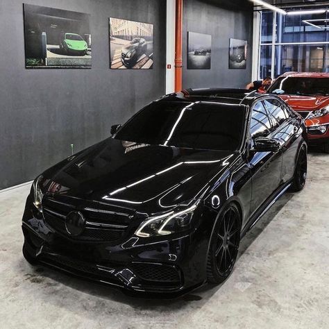 Mercedes E Class Coupe, Mercedes E300, Mercedes Brabus, Tmax Yamaha, Mercedes Benz E63, Mercedes Benz Coupe, Mercedes Van, Mercedes Benz Classes, Mercedes Benz E63 Amg