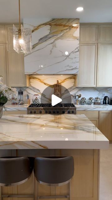 Joseth Barrera on Instagram: "🌴Kitchen is The Heart of a Home 🌴Part 2  ___________________________________ • Collaboration with @jlconstruction_and_remodel !   • Obsessed With This Stone ! ( Porcelain )  • Custom Hood Wrapped Stone 🌎 ! 10/10   #kitchen#design#inspire#interiordesign#luxuryhomes#luxury#homedecor#realestate#dreamhome" Kitchen Hood Design, Hood Ideas, Instagram Kitchen, Kitchen Hood, Hood Design, Kitchen Hoods, Luxury Kitchens, Custom Homes, Kitchen Design