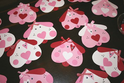 handmade Valentines: Puppy Love Valentine Cards by Bunches and Bits {Karina}  ... way tooo cute with puppy dog faces made in red and pink and mostly heart shapes ... punch/die cut art ... Happy Hearts Day, Preschool Valentines, February Valentines, Homemade Valentines, Valentines Day Activities, Valentines School, Classroom Crafts, Handmade Valentine, Small Animals