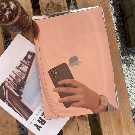 The piece to top off your rose gold look. MacBook Air 13" rose gold case. Mirror reflective case with keyboard cover. Rose Gold Macbook, Macbook Air Case 13 Inch, Macbook Air 13 Inch, Keyboard Cover, Rose Gold Case, Macbook Air 13, Rose Gold Color, Macbook Air, Screen Protector