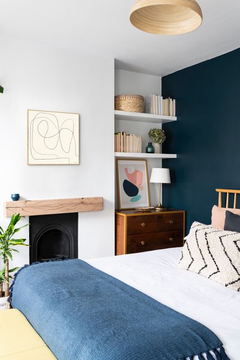 A remote design service enabled a busy couple to create a tranquil bedroom where they can rest and recharge Small Alcove Ideas Bedroom, Terrace Bedroom Ideas, Terrace House Bedroom, Terraced House Interior, Calm Bedroom Ideas, Terrace House Interior, Bedroom Alcove, Remote Design, Cluttered Bedroom