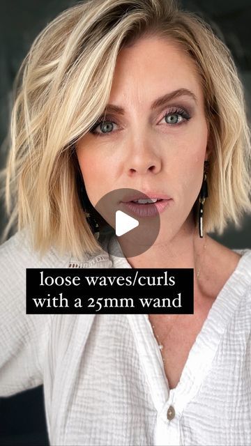 How To Curl A Lob Wavy Bobs, Hair Beach Waves Tutorial, Curling Wand Short Hair, Loose Waves Short Hair, Loose Curls Short Hair, Loose Curls Medium Length Hair, Curl Bob, Jocelyn Mcclellan, Curls For Medium Length Hair