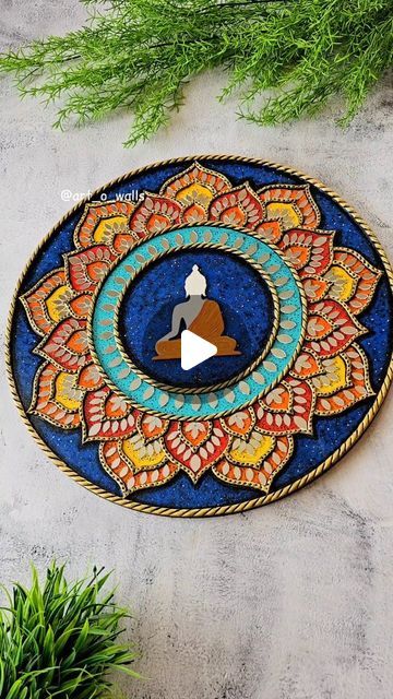 Buddha Lippan Art Mirror, Buddha Lippan Art, பொங்கல் கோலம், Art Buddha, Buddha Artwork, Lippan Art, Buddha Painting, Art Workshop, Crafting Ideas