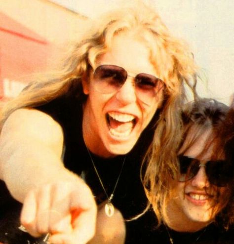 James And Lars, Metallica Funny, Metal Guys, Bob Rock, Lars Ulrich, Silly Bands, James 3, James Hetfield, Band Memes