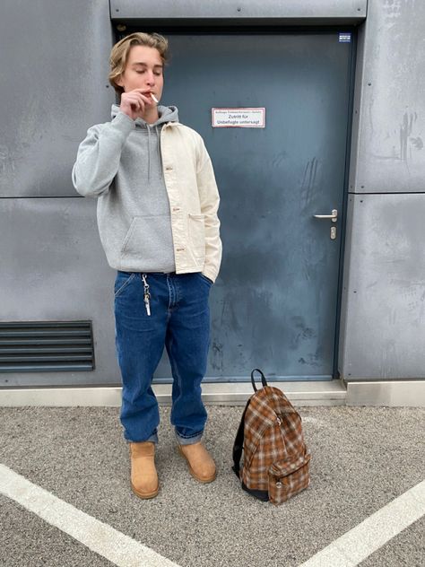 Mens Ugg Boots Outfit, 990 Outfit, New Balance 990 Outfit, Pose Ideas Winter, Gorpcore Outfit, Style Inspo Winter, Street Style Y2k, Adidas Outfit Men, Ugg Mini Boots