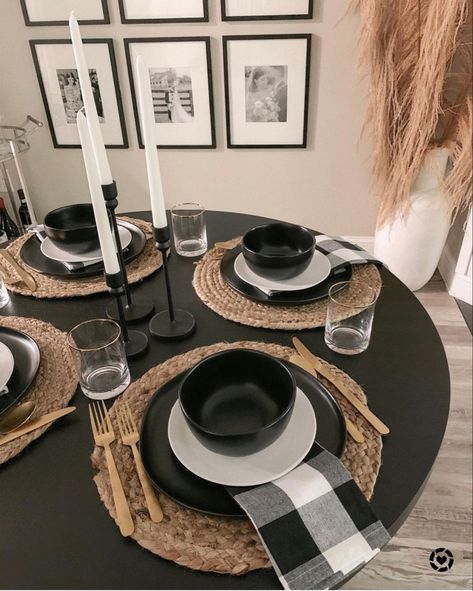 Black Table Kitchen Decor, Table Setting On Black Table, Small Black Table Decor, Black And White Dining Table Setting, Black Round Dining Room Table Decor, Black Dining Table Placemats, Black And Cream Table Decor, Black Circle Dining Table Decor, Black Table Aesthetic