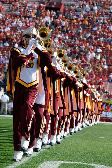 USC Trojan Marching Band: Trombones Marching Band Aesthetic Trombone, Usc College, Usc Trojans Football, Trojans Football, Usc Football, D D Classes, Band Nerd, Drum Major, Usc Trojans