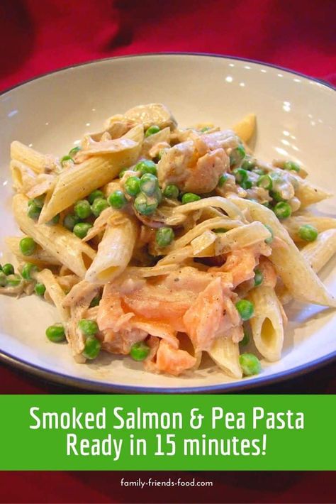 Balsamic Chicken Pasta, Salmon Pasta Recipes, Pea Pasta, Smoked Salmon Cream Cheese, Smoked Salmon Pasta, Cheesy Chicken Pasta, Cream Cheese Pasta, Smoked Salmon Salad, Pasta With Peas