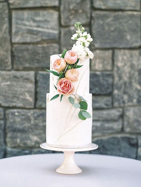 A Floral Wedding Tree and Unique Color Ideas | Hey Wedding Lady Pink Watercolor Cake, Blush Wedding Cakes, Minimalist Cake, Wedding Minimalist, Wedding Tree, Classic Wedding Cake, Watercolor Cake, Gorgeous Wedding Cake, Charlottesville Va