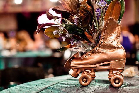 Roller skate centerpiece idea! #rollerskate #centerpieceidea #rollerskatingparty #skatingbirthdayparty Vintage Roller Skates, Jam Skating, Derby Wedding, Roller Skates Vintage, Roller Skating Party, Derby Girl, Roller Disco, Skate Party, Roller Girl