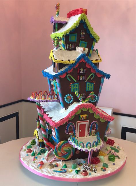 Gingerbread House Candyland, Grinch Gingerbread House, Candyland Gingerbread House, Gingerbread Competition, Gingerbread House Decorations, Christmas Gingerbread House, House Decorations, Gingerbread Houses, Christmas Gingerbread