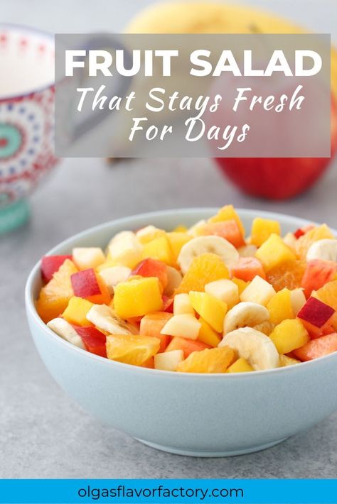 The most delicious fruit salad that stays fresh for days! Not only does it tastes delicious and full of tropical flavors - oranges, peaches, nectarines, mangos, apples and bananas, but you can a large bowl and enjoy it all week long. Banana Fruit Salad, Orange Fruit Salad, Easter Salad Recipes, Fruit Salad Decoration, Banana Salad, Apples And Bananas, Fruit Salad With Marshmallows, Easy Fruit Salad Recipes, Dressing For Fruit Salad