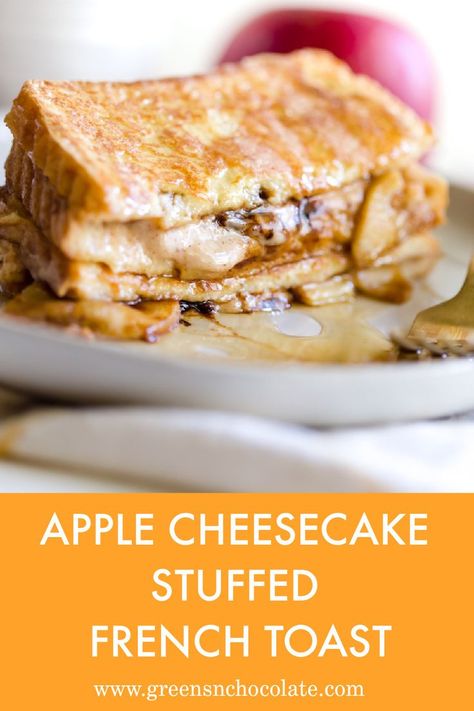 Cheesecake Stuffed French Toast, Delicious French Toast Recipe, Breakfast Casserole French Toast, Apple French Toast Casserole, Cheesecake French Toast, French Toast Sandwich, Autumn Breakfast, Apple French Toast, Stuffed French Toast Cream Cheese