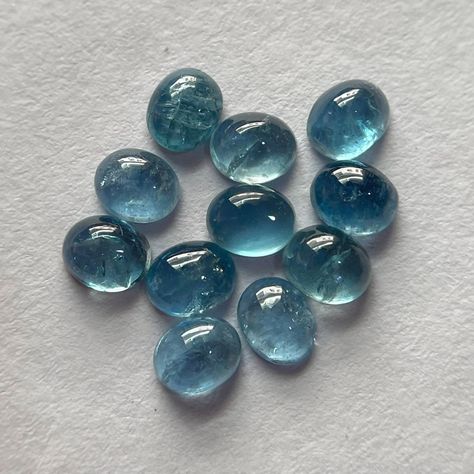 Shiny Rocks, Aquamarine Cabochon, Business Things, Cabochons Stones, Natural Aquamarine, Cute Jewelry, Oval Shape, Aquamarine, Gemstone Jewelry