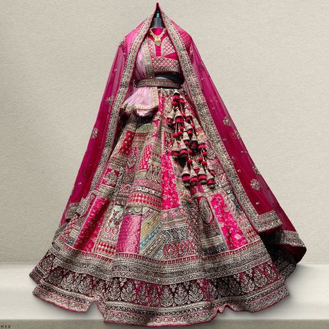 Indian Bridal Lehenga Royals Wedding Bride, Dulhan Lehnga, Latest Bridal Lehenga Designs, Best Indian Wedding Dresses, Dress Sites, Chic Prom Dresses, Indian Wedding Lehenga, Designer Bridal Lehenga Choli, Bridal Lehenga Designs