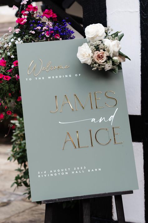 Acrylic Welcome Sign Wedding, Wedding Welcome Sign Acrylic, Welcome Sign Acrylic, Wedding Reception Signage, Acrylic Welcome Sign, Gold Wedding Signs, Olive Wedding, Reception Signage, Wedding Welcome Board