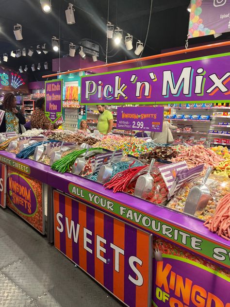 #london #england #sweet #shop #candy #sweetshop #food #colour London Aesthetic, Sweet Shop, Candy Shop, Digital Diary, London England, Gaming Products, England, Candy, London