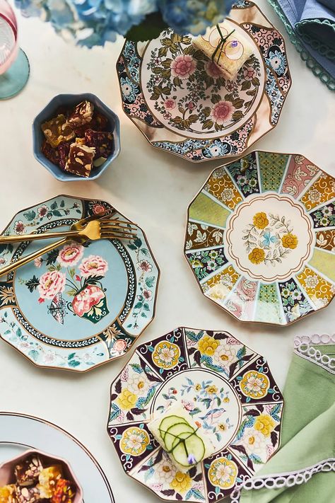 Anthropologie Gifts, Thanksgiving Table Settings, Wedding Tablescapes, Serving Utensils, Dinner Sets, Favorite Desserts, Dessert Plate, Plates On Wall, Tablescapes