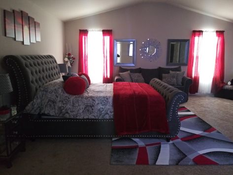 Side view, this bedroom is HUGE!! ♥️ Black And White Themed Bedroom, Red And Black Bedroom Ideas, White Themed Bedroom, Red And Black Bedroom, White Black Bedroom, Black Bedroom Ideas, Red Bedroom Decor, Red Bedroom, Luxury Room Bedroom