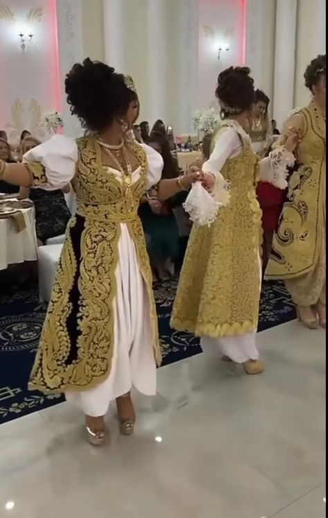 Albanian Culture Traditional Dresses, Albanian Traditional Clothing, Women In Traditional Clothing, Albanian Women, Lebanon Culture, Albanian Clothes, Albanian Wedding, Albanian Clothing, Albanian Culture