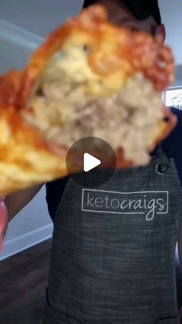 Keto Diet | Weight Loss | | FOLLOW OUR PAGE FOR MORE VIDEOS.....   #Keto#KetoDiet#KetoLifestyle#LowCarb#HighFat#Ketogenic#KetoLife#KetoRecipes#KetoCommunity#KetoFrie... | Instagram Keto Recipe Videos, Keto Recipes Videos, White Pizza Recipe, Keto Sandwiches, Deficit Meals, Steak Rolls, 15 Minute Dinners, Keto Easy, White Pizza