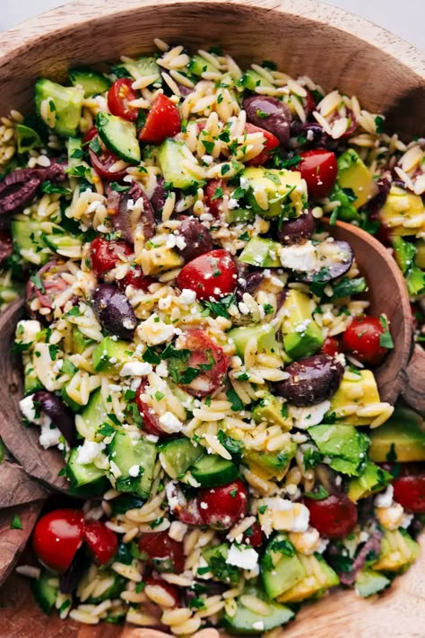 Mediterranean Orzo Salad - Chelsea's Messy Apron Mediterranean Orzo Pasta Salad, Teriyaki Chicken Salad, Mediterranean Orzo Salad, Mediterranean Orzo, Best Chicken Salad Recipe, Greek Orzo Salad, Mediterranean Pasta Salads, Orzo Salad Recipes, Chelsea's Messy Apron