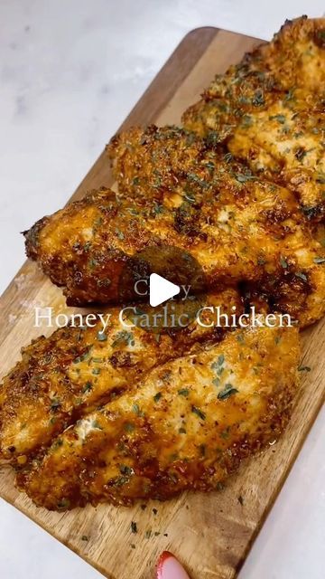 ROX on Instagram: "We Love Chicken Tenders ❤️❤️❤️Sensational Crsipy Honey Garlic Chicken! 🔥Recipe for 2 portions Air fryer 10 mins - 12 mins at 200c  🔥2x chicken breast cut into strips Chicken seasoning 1x tbsp - Onion granules - Cajun seasoning - Smoked paprika - Garlic granules/powder - Salt & pepper Cornflakes seasoning 30g cornflakes 1x tbsp - onion granules - Cajun seasoning - Salt & pepper 1x egg whisked Sauce 2x tbsp garlic puree 2x tbsp soy sauce 2x tbsp sweet chilli sauce 2 x tbsp honey 1x tbsp chilli flakes 1x tbsp dried coriander ( Thanks to eloiserecipes) #airfryer #airfryerrecipes #chickentenders #honeygarlicchicken #crispychicken #easymeals #simplerecipe #highprotein" Honey Garlic Chicken Tenders, Garlic Chicken Tenders, High Protein Chicken Recipes, Garlic Puree, Sweet Chilli Sauce, Ground Beef Recipes For Dinner, Honey Garlic Chicken, Healthy Dinner Recipes Chicken, Cajun Seasoning