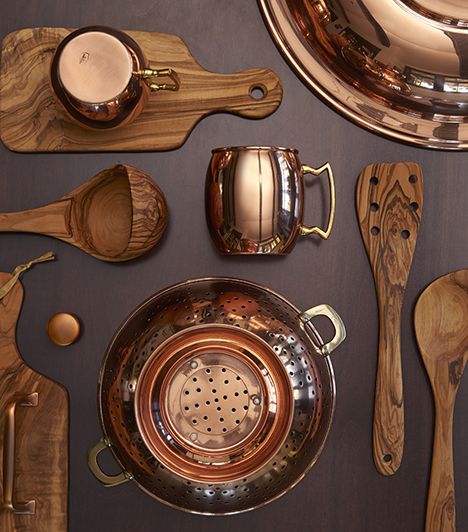 Cook and Dine | Rejuvenation Rustic Italian Home, Mens Room Decor, Copper Kitchen Decor, Warm Kitchen, Copper Moscow Mule Mugs, Copper Decor, Rustic Italian, Copper Design, Copper Mugs