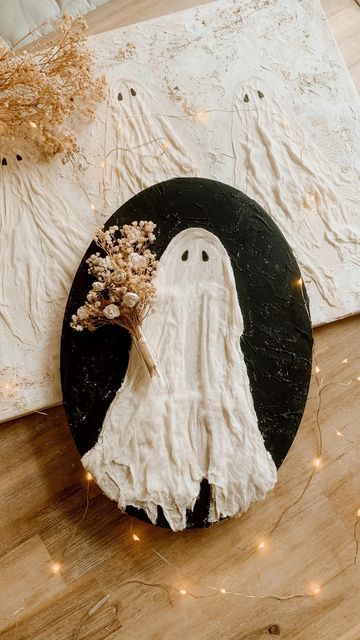 Halloween Props Diy, Boho Halloween, Ghost Decoration, Fall Halloween Crafts, Halloween Diy Crafts, Fall Halloween Decor, Halloween Inspiration, Halloween Deco, A Ghost