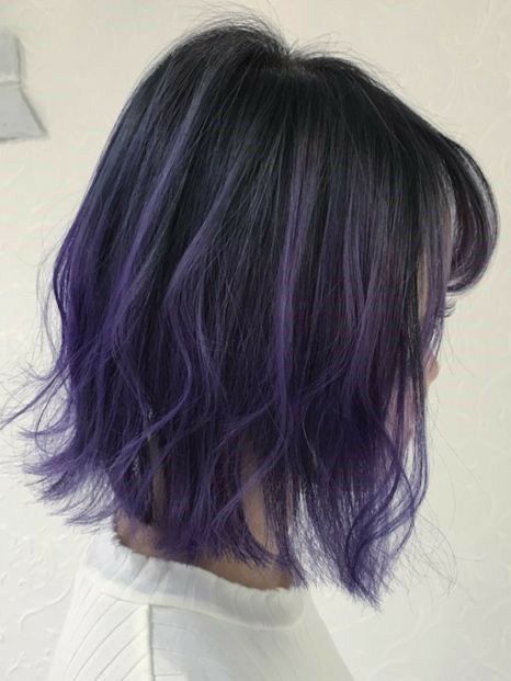 Lowlights Highlights, Short Purple Hair, Short Dyed Hair, Japanese Hair, Hair Color Unique, Hair Color Streaks, Dyed Hair Inspiration, Hair Streaks, Hair Arrange