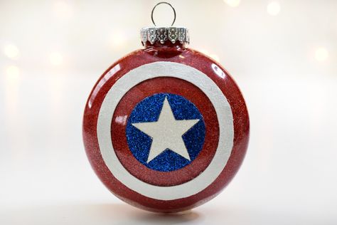 Avengers Ornaments Diy, Marvel Christmas Ornaments Diy, Marvel Christmas Tree, Stuco Ideas, Marvel Christmas, Superhero Symbols, Marvel Diy, Diy Christmas Star, Advent Crafts