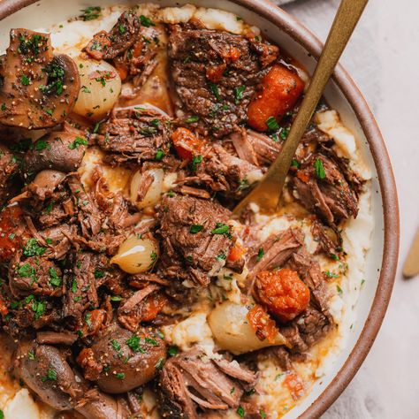 Beef Bourguignon Pressure Cooker Recipe - A Full Living Pressure Cooker Beef Bourguignon, Instant Pot Beef Bourguignon Recipe, Instant Pot Beef Bourguignon, French Beef Stew, Beef Bourguignon Recipe, Chicken And Butternut Squash, Potted Beef, Recipes Beef, Beef Bourguignon