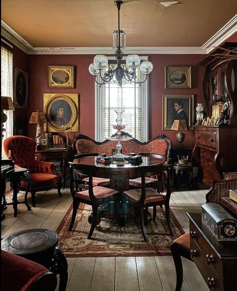 Late Victorian House Interior, 1890s Living Room, 1890s Interior Design, Parlor Room Ideas Victorian Interiors, Victorian Era Decor, 1900 Living Room, Victorian Eclectic Decor, Victorian Interiors Living Room, Country Victorian Decor