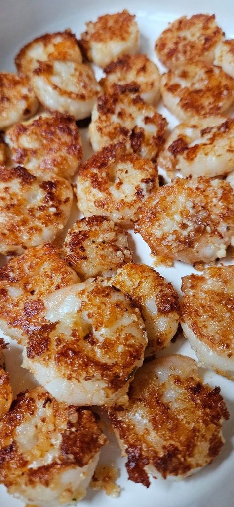 "Dirty" Carnivore Recipes | Parmesan Crusted Garlic Shrimp.. | Facebook Carnivore Seafood Recipes, Carnivore Shrimp Recipes, Parmesan Crusted Shrimp, Ketovore Recipes, Crusted Shrimp, 30 Min Dinner, Carnivore Meals, Parmesan Butter, Raw Shrimp