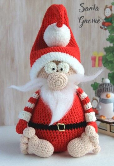 Crocheted Santa, Crochet Gnomes Pattern Free, Amigurumi Santa, Crochet Gnomes, Diy Natal, Christmas Crochet Patterns Free, Santa Gnome, Amigurumi Christmas, Gnome Pattern