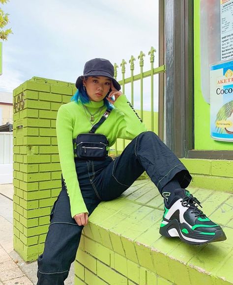 Vancouver Streetwear Community on Instagram: “Neon is still popping all spring long, what color do you think is next? 🤑🤑 #vanstreetwear” Hypebeast Aesthetic, Neon Green Outfits, Korean Streetwear Fashion, Lime Green Top, Utility Jeans, Minga London, Neon Outfits, Food Poisoning, Concert Fashion