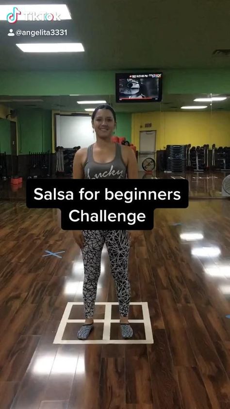 Salsa For Beginners, Salsa Dancing Steps, Salsa Video, Dance Salsa, Dance Workout Routine, Salsa (dance), Steps Dance, Simple Dance, Dance Technique