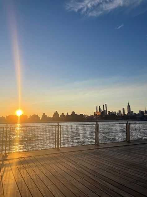 Williamsburg Nyc Brooklyn, Williamsburg Aesthetic, Time Moodboard, Williamsburg Nyc, Summer In Nyc, Downtown Brooklyn, Nyc Summer, Williamsburg Brooklyn, 2023 Vision