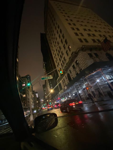 #nyc #newyorkcity #aesthetic #rain #newyorkaesthetic The Bronx Aesthetic, City Aesthetic Blurry, Nevaeh Aesthetic, Harlem Aesthetic, Dark Nyc, Nyc Dump, Nyc Aesthetic Night, Nyc Rain, New York Rain