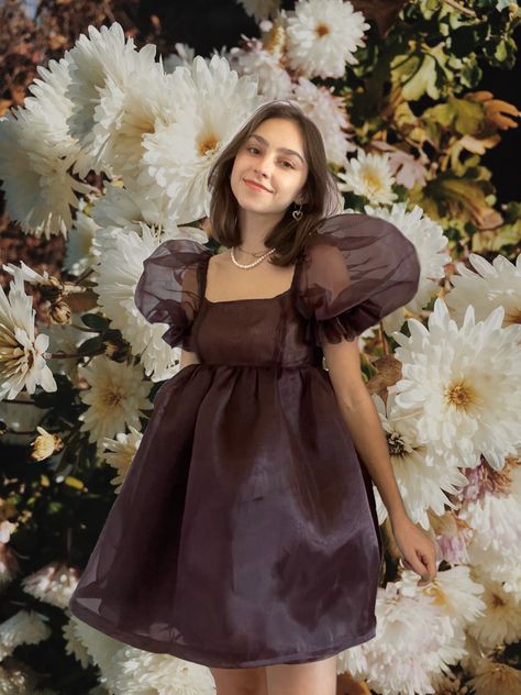 brown puff dress with exaggerated sleeves, inspired by the Selkie puff dress. paired with pearls, of course! Selkie Puff Dress, Short Outfit Ideas, White Wedding Gown, Dainty Dress, Puffy Dresses, White Wedding Gowns, Cupcake Dress, Exaggerated Sleeves, Puff Dress