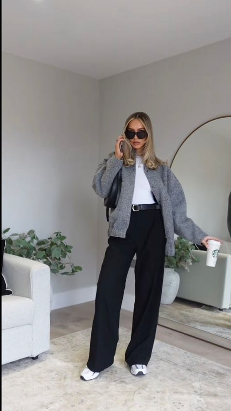 Estilo Indie, Trouser Outfit, Stylish Work Attire, Business Casual Outfits For Work, Pants Outfit Casual, Stylish Work Outfits, Looks Street Style, Autumn Outfits, Ținută Casual