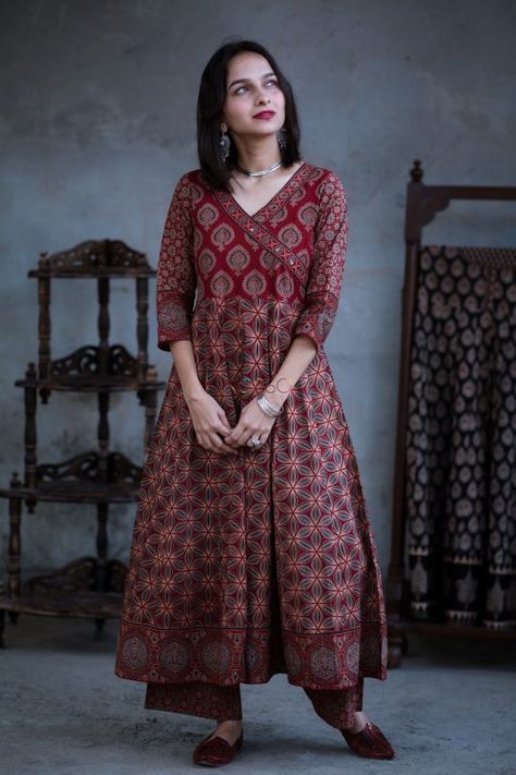 Maroon Ajrakh Kurta with Pants - Kessa Long Kurta Designs, Delhi Fashion, Printed Kurti Designs, Indian Kurti Designs, Kurta Patterns, Churidar Designs, Simple Kurta Designs, Designer Kurti Patterns, Simple Kurti Designs